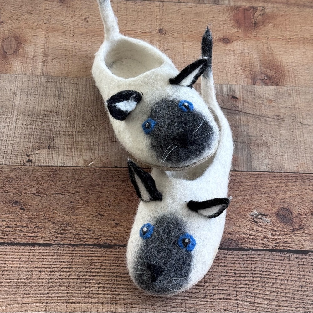 Victoria Trading Co Cat Kitten Slippers Wool Size 36 US size 6